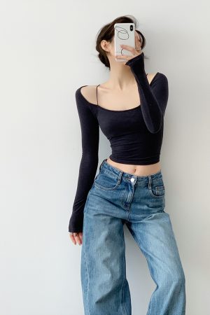Padded Long Sleeve Off-Shoulder T-Shirt for Women, Slim Fit Base Layer, Spring Fashion Top, Sexy 90s Style