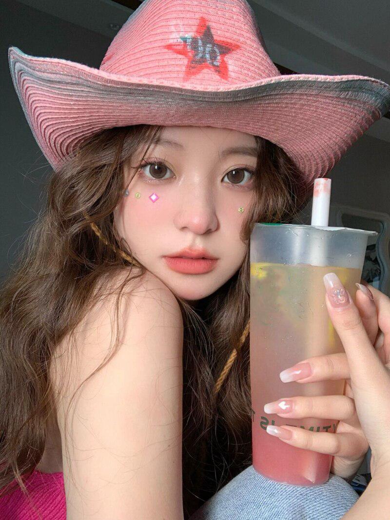 Pants And White Shirt Outfit, Fits With Linen Pants - Disco Cowgirl Adjustable Star Printed Hat Pants And White Shirt Outfit, Fits With Linen Pants - Disco Cowgirl Adjustable Star Printed Hat