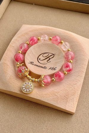 Peach Blossom Pink Strawberry Crystal Compass Bracelet - INS Style Light Luxury Women's Wristband, Niche Design Accessory