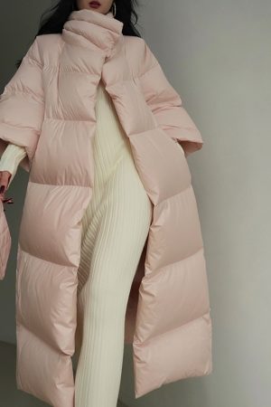 Peach Over-Knee Extra Long Down Jacket for Women - Thickened Cold-Resistant Canglan Design, Perfect for Winter Fashion