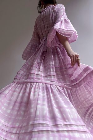 Peach Smoke Mist Loose French Style Dress with Romantic Big Skirt â€“ Slimming Long Vacation Dress for Effortless 90s Chic