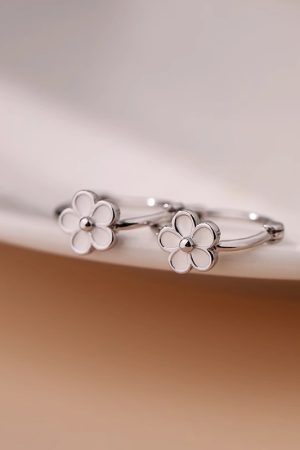 Petal Earrings for Women, 2025 Trendy Ear Clips, High-End Feel, No-Sleep Design, Chic Hoops, Stylish Ear Accessories