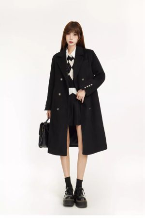 Petite Black Woolen Coat for Women, High-End Shoulder Design, 2025 Winter Outerwear, Chic and Stylish Layering Piece