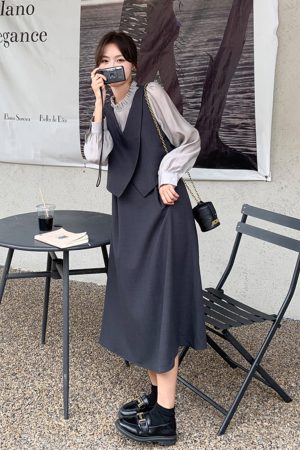 Petite Gray Dress with Faux Two-Piece Design - Elegant Spring 2025 Style, Trendy and Popular for a Chic Look