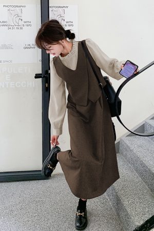 Petite Gray Dress with Faux Two-Piece Design - Elegant Spring 2025 Style, Trendy and Popular for a Chic Look