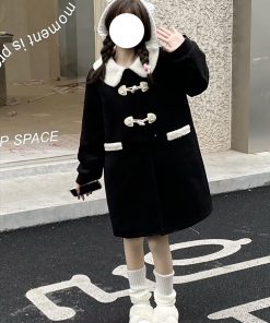 Petite Pink Woolen Coat with Doll Collar and Horn Button, 2025 JK Uniform Style, Cute Pudding Bear Design, Cozy Fashion Outerwear