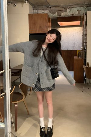 Petite Women's Korean Style Soft Fluffy Knitted Cardigan, Loose Fit Sweater Coat for Autumn 2025, Cozy Layering Essential