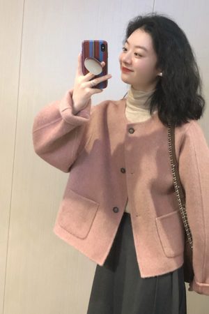 Petite Woolen Short Coat for Women - Unique Korean Style, 2025 Autumn/Winter Fashion, Elegant High-End Feel