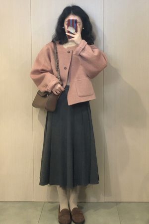 Petite Woolen Short Coat for Women - Unique Korean Style, 2025 Autumn/Winter Fashion, Elegant High-End Feel