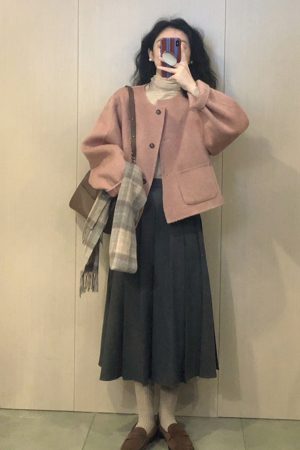 Petite Woolen Short Coat for Women - Unique Korean Style, 2025 Autumn/Winter Fashion, Elegant High-End Feel