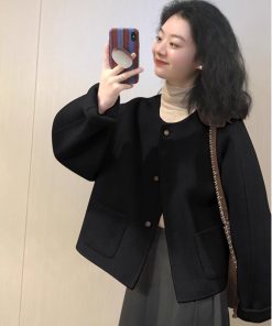 Petite Woolen Short Coat for Women - Unique Korean Style, 2025 Autumn/Winter Fashion, Elegant High-End Feel