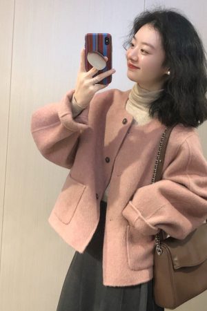 Petite Woolen Short Coat for Women - Unique Korean Style, 2025 Autumn/Winter Fashion, Elegant High-End Feel