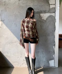 Pick Me Girl Outfit, Casual Chic Outfit - Plaid One Shoulder Top