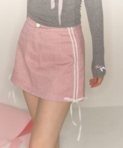 Pink A-Line Mini Skirt for Women - Autumn Style, Slimming Bodycon Design, Perfect for Petite Figures, Trendy Weekend Wear