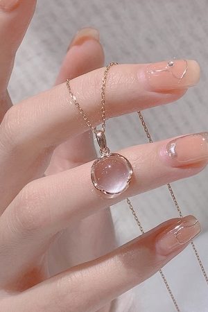 Pink Chalcedony Clavicle Necklace - Luxurious Unique Design, Versatile 2025 Fashion Accessory for Elegant Looks