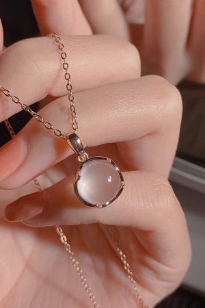 Pink Chalcedony Clavicle Necklace - Luxurious Unique Design, Versatile 2025 Fashion Accessory for Elegant Looks