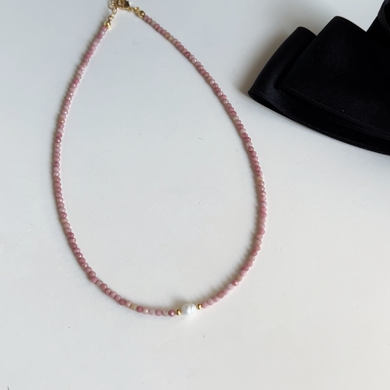 Pink Crystal Necklace for Women with Natural Freshwater Pearls and Turquoise Collarbone Chain - High-End Niche Jewelry Accessory Pink Crystal Necklace for Women with Natural Freshwater Pearls and Turquoise Collarbone Chain - High-End Niche Jewelry Accessory