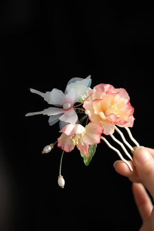 Pink Flower Qipao Hair Comb - Sweet Girl Hanfu Headdress with Butterfly Hairpin, Tang Style Hair Accessory for Elegant Looks