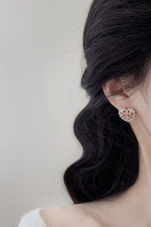 Pink Heart Diamond Stud Earrings for Women, 2025 Trendy Light Luxury Non-Pierced Ear Clips, Sweet Fashion Accessories