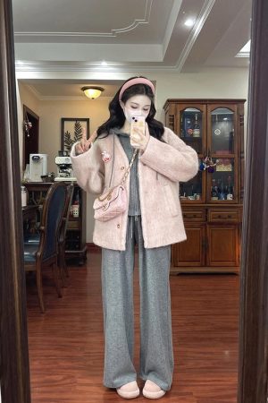 Pink High-End Woolen Coat Women's Casual Hoodie Jacket with Wide-Leg Pants for Winter Fashion