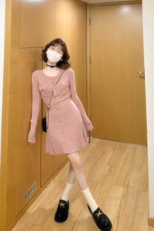 Pink Knitted Long Sleeve Dress for Women, Waist-Cinching Design with Pleated Skirt - Trendy Autumn Winter Fashion