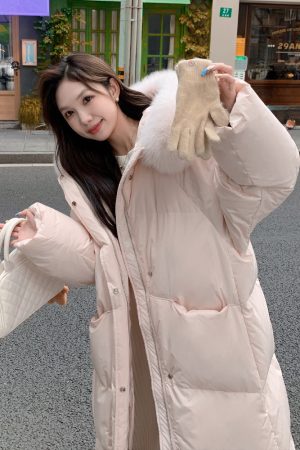Pink Large Fur Collar Down Coat for Women, Knee-Length Thick Winter Jacket, 2025 Stylish Warm Bread Coat