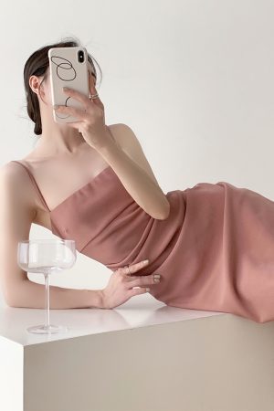 Pink Spaghetti Strap Bodycon Dress for Petite Women - Long Waist-Cinching Skirt, French Style, Sexy Chic Fashion