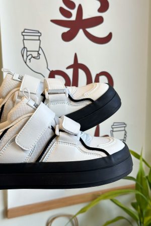 Pink Velcro Training Board Shoes for Women - Cute Quirky Korean Style, Big-Headed Design, Trendy Autumn Footwear