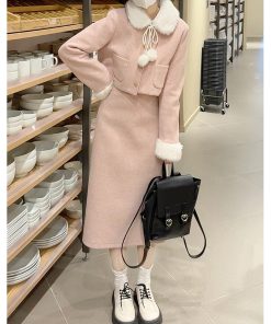 Pink Winter JK Style Thick Pudding Bear Two-Piece Set with Short Coat and Skirt, Petite Little Fashion Outfit