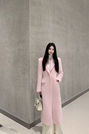 Pink Wool Coat for Women, Waist-Defining Elegant Overcoat, High-End Winter Style, Chic Fashion, Sophisticated Outerwear