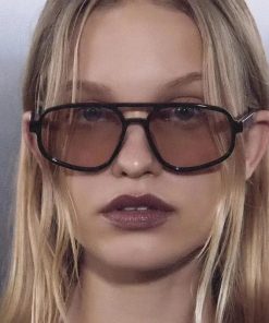 Plaid Autumn Outfit, Fall Vintage Aesthetic Outfits - Vintage Aviator Sunglasses