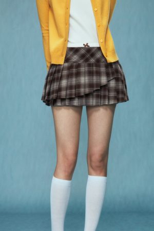 Plaid Pleated Skirt for Women - Vintage Woolen Short Skirt for Autumn/Winter 2025, Retro 90s Style Fashion