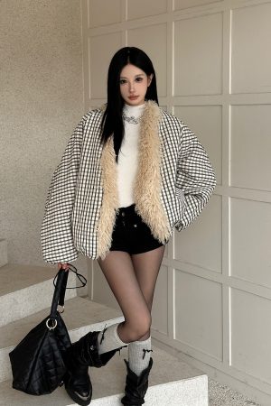 Plaid Splicing Eco-Friendly Fur Collar Warm Slim Cotton Coat for Winter - Spicy Girl Style