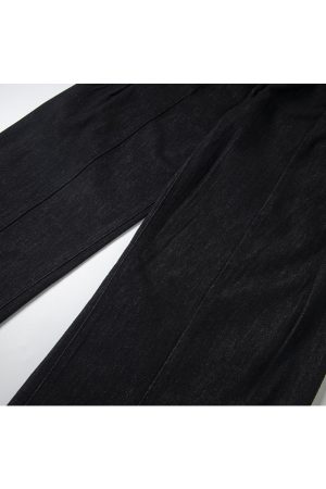 Pleated Original Denim Wide-Leg Curved Blade Jeans with Double Side Seam â€“ Trendy Vintage-Inspired Fashion for Effortless Style