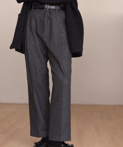 Plus-Size Commuter Wool Nine-Point Carrot Pants in Classic Old Money Style â€“ Warm, Versatile Wool Suit Trousers for Everyday Elegance