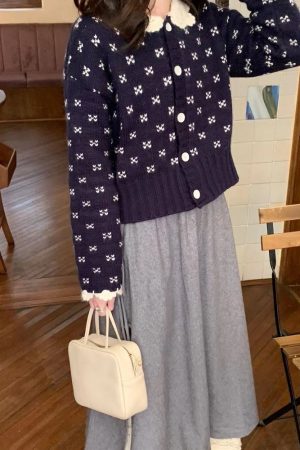 Plus Size Gray Wool Lace Tie Long Skirt for Women - Pumpkin Manor Girl Winter Umbrella Skirt, 90s Y2K Style