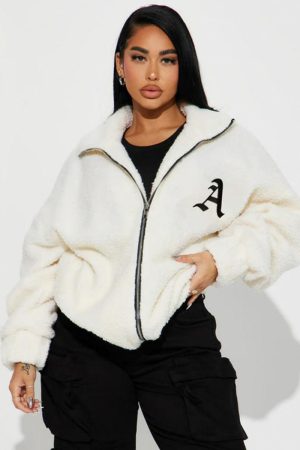 Plus Size Loose Casual Zipper Cardigan Coat with Lapel in Lamb Wool - Autumn Winter Fashion Warm Top
