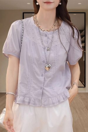 Plus-Size Ruffled Hem Short Sleeve Lace Spliced Shirt for Women - Loose Summer Top with Youthful Vibe