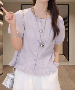 Plus-Size Ruffled Hem Short Sleeve Lace Spliced Shirt for Women - Loose Summer Top with Youthful Vibe