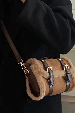 Plush Furry Handbag for Women - Niche Design Shoulder Crossbody Bag in High-End Fluffy Style for Autumn and Winter Fashion