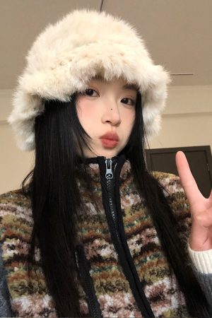 Plush Oversized Knitted Wool Bucket Hat for Women - Thickened Fisherman's Hat, Ear-Protecting, Warm for Autumn & Winter