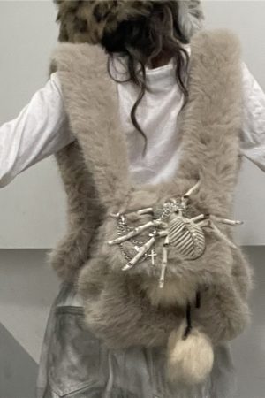 Plush Y2K Spider Backpack - Fluffy Mini Double Shoulder Bag for Women - Autumn Winter Niche Design