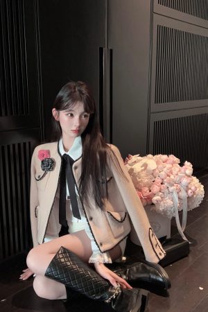 Puff Sleeve White Tie Inner Shirt for Women - Winter Short Waist-Fitting Top, Y2K Style