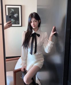 Puff Sleeve White Tie Inner Shirt for Women - Winter Short Waist-Fitting Top, Y2K Style