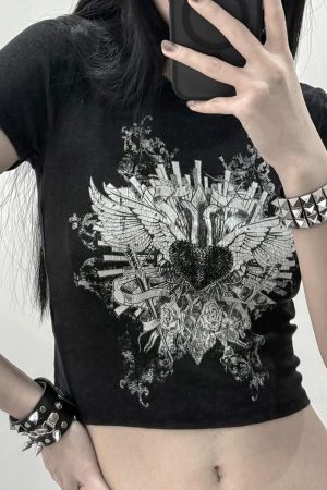 Punk Rock Cropped T-shirt for Women - Dark Aesthetic Printed Short Sleeve Top - Casual Versatile Niche Fashion