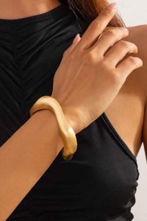 Punk Style Heavy Metal Irregular Open Bracelet - Minimalist Curved Wave Design for European and American Fashion Lovers