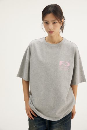 Pure Cotton Short-Sleeve T-Shirt with Logo Print for Youth - Trendy Casual Top for 90s Inspired Fashion Outfits