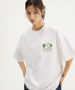 Pure Cotton Short-Sleeve T-Shirt with Logo Print for Youth - Trendy Casual Top for 90s Inspired Fashion Outfits