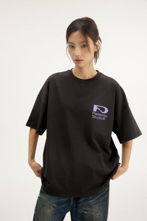 Pure Cotton Short-Sleeve T-Shirt with Logo Print for Youth - Trendy Casual Top for 90s Inspired Fashion Outfits