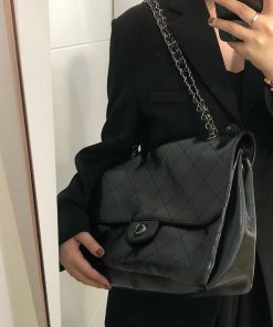 Quilted Chain Bag for Women - 2025 Large-Capacity Tote, Versatile Commuting Shoulder Crossbody Bag, Stylish Everyday Accessory